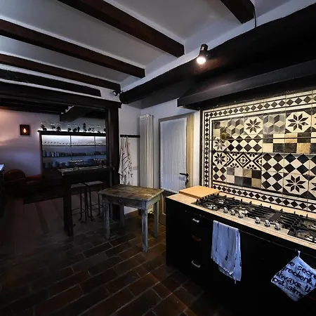 Casacastigliaundici *